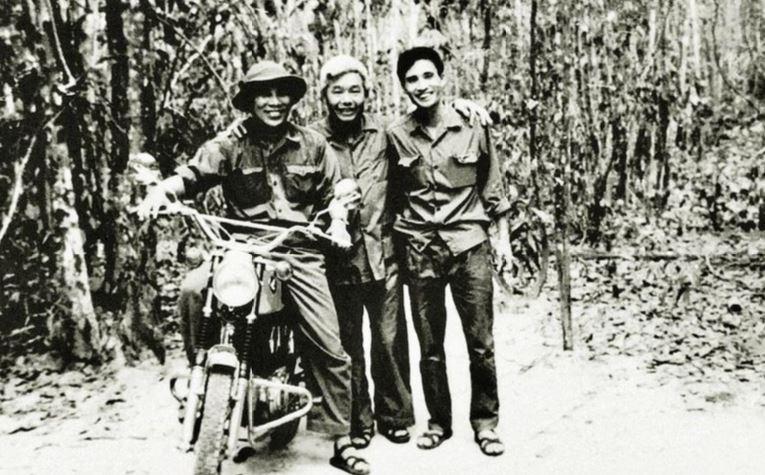 Song den binh minh 2 min - Nhà báo Trần Mai Hạnh và ký ức 'Sống đến bình minh'