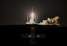Ten lua Falcon 9 cua SpaceX mang theo ve tinh Starlink 4 20 min 218x150 - Văn Sử Địa Online - Giới thiệu, thông tin, quảng bá về văn học, lịch sử, địa lý
