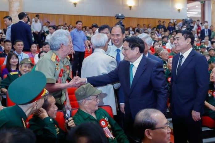 Thủ tướng gặp mặt, tri ân những người góp phần làm nên chiến thắng Điện Biên Phủ