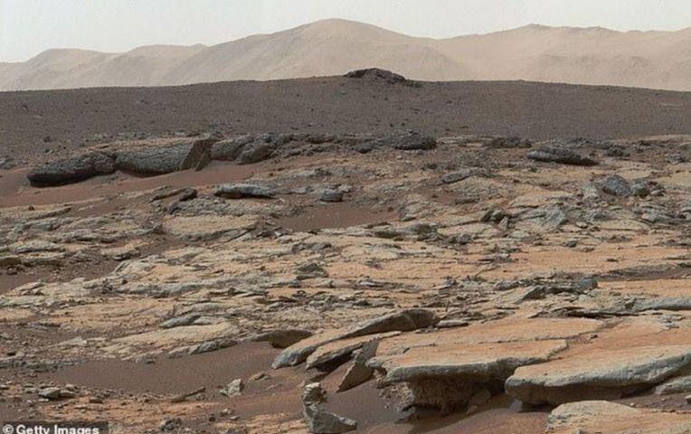 khi metan gan mieng nui lua tren sao Hoa 2 min - NASA tìm thấy dấu vết khí metan gần miệng núi lửa trên sao Hỏa