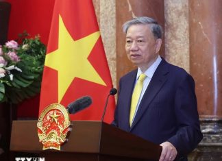 Chủ tịch nước Tô Lâm gặp gỡ cán bộ Văn phòng Chủ tịch nước Chủ tịch nước Tô Lâm gặp gỡ cán bộ Văn phòng Chủ tịch nước