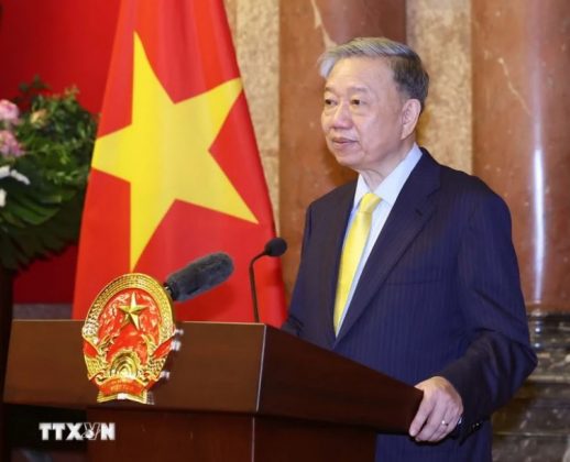 3 min 16 518x420 - Chủ tịch nước Tô Lâm gặp gỡ cán bộ Văn phòng Chủ tịch nước