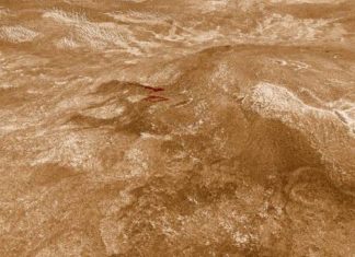 NASA chụp được hành tinh đang 'sống' tận 30 năm trước?