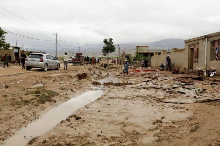 Lu lut tan pha lang mac Afghanistan 315 nguoi thiet mang min - Lũ lụt tàn phá làng mạc Afghanistan, 315 người thiệt mạng
