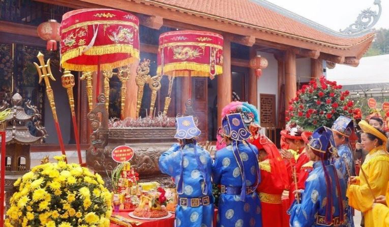 ngoi den co tho Duc Thanh Tran 3 min - Lào Cai: Linh thiêng ngôi đền cổ thờ Đức Thánh Trần