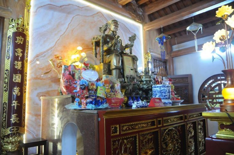 ngoi den co tho Duc Thanh Tran 5 min - Lào Cai: Linh thiêng ngôi đền cổ thờ Đức Thánh Trần