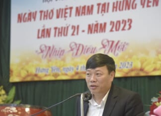 Chùm thơ Phùng Văn Khai về anh hùng Điện Biên Phùng Văn Khầu