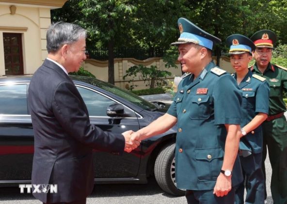 1 min 1 592x420 - Chủ tịch nước Tô Lâm làm việc tại Bộ Tư lệnh Quân chủng Phòng không-Không quân