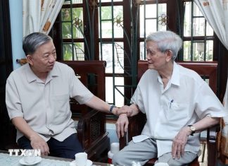 Chủ tịch nước Tô Lâm thăm, chúc mừng các nhà báo lão thành