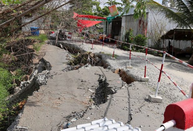 Đường tỉnh 965 c&oacute; 77 điểm sạt lở với tổng chiều d&agrave;i hơn 2,3 km