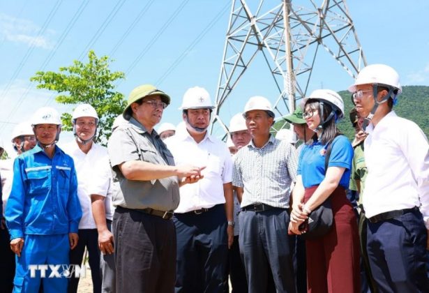 1 min 615x420 - Thủ tướng kiểm tra tiến độ thi công các dự án điện trọng điểm tại Quảng Bình