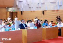 Thủ tướng dự hội nghị sơ kết 6 tháng thực hiện Đề án 06 của thành phố Hà Nội