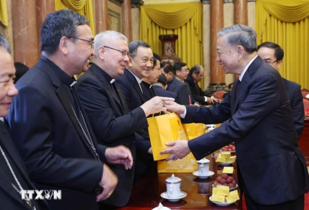 11 min 8 618x420 - Chủ tịch nước Tô Lâm gặp mặt lãnh đạo các tổ chức tôn giáo