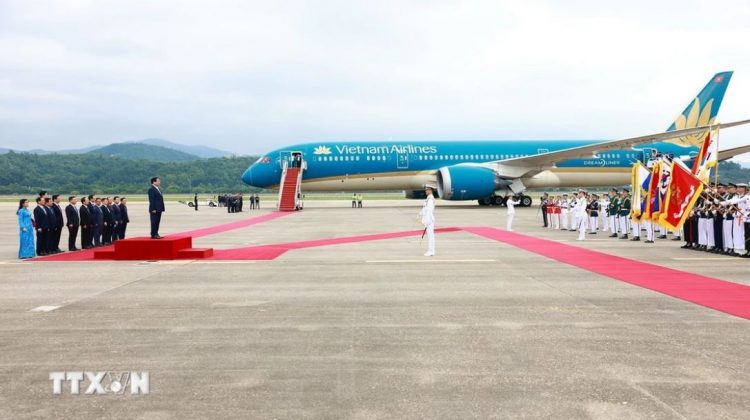13 min 10 750x420 - Thủ tướng Phạm Minh Chính và Phu nhân bắt đầu chuyến thăm chính thức Hàn Quốc