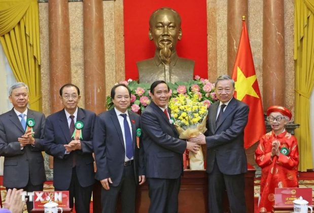 16 min 1 619x420 - Chủ tịch nước Tô Lâm gặp mặt đại biểu Người cao tuổi tiêu biểu toàn quốc