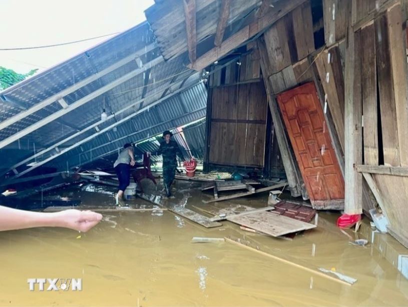 2 min 47 - Nhiều thiệt hại do mưa lớn kéo dài ở Yên Bái