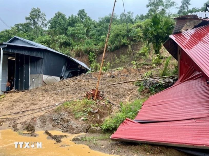 3 min 48 - Nhiều thiệt hại do mưa lớn kéo dài ở Yên Bái