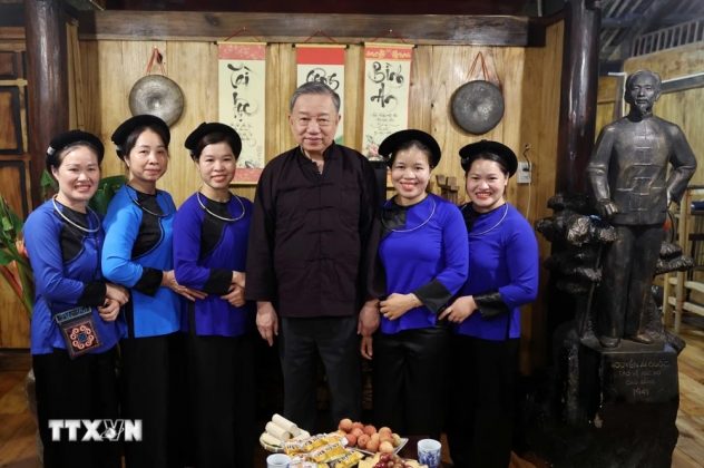 3 min 9 632x420 - Chủ tịch nước Tô Lâm tiếp nhân dân xóm Pác Bó nhân chuyến thăm Cao Bằng