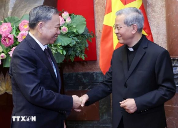 4 min 16 582x420 - Chủ tịch nước Tô Lâm gặp mặt lãnh đạo các tổ chức tôn giáo