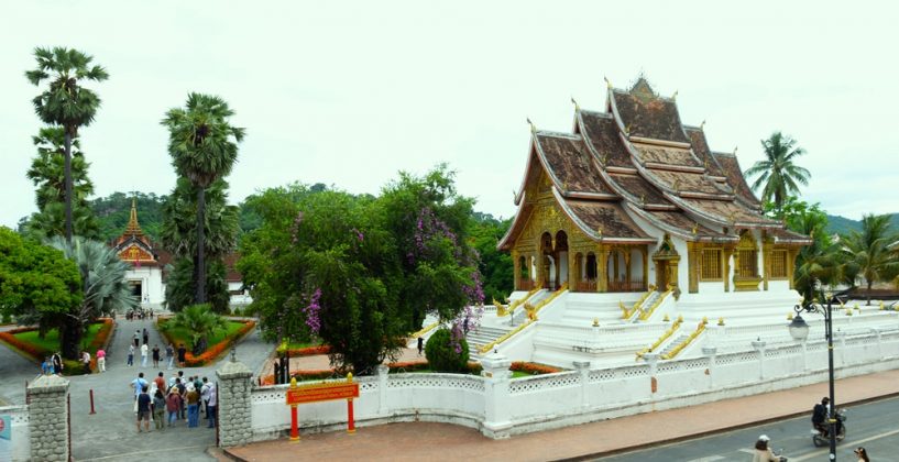 5 min 33 817x420 - Vẻ đẹp thanh bình của Cố đô Luang Prabang