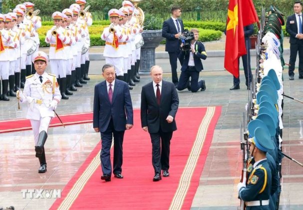 6 min 24 607x420 - Lễ đón chính thức Tổng thống Liên bang Nga thăm cấp Nhà nước tới Việt Nam