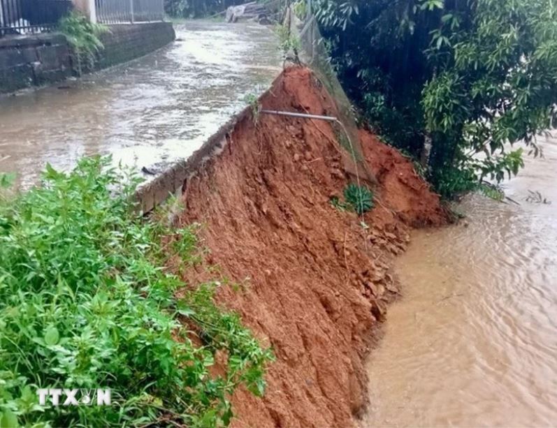 7 min 40 - Nhiều thiệt hại do mưa lớn kéo dài ở Yên Bái
