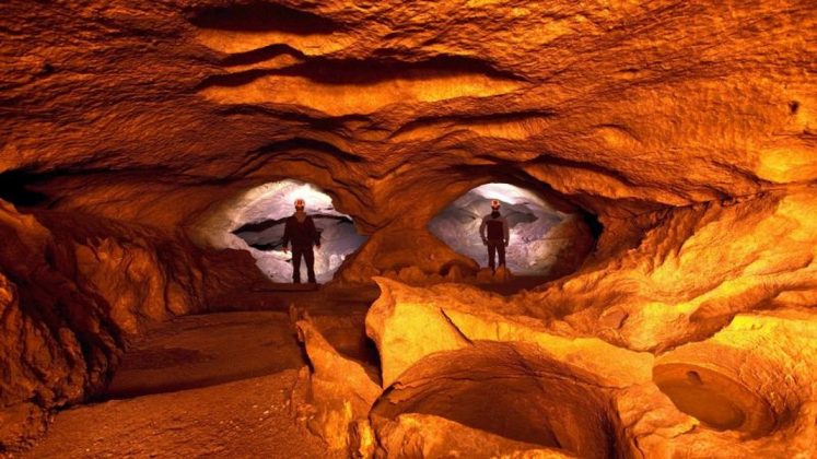8 6 747x420 - Điểm tên những hang động tự nhiên lớn nhất trên thế giới