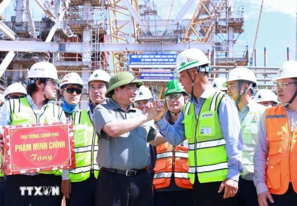 9 min 603x420 - Thủ tướng kiểm tra tiến độ thi công các dự án điện trọng điểm tại Quảng Bình