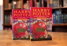 Bìa Harry Potter đầu tiên được bán với giá kỷ lục 1,9 triệu USD
