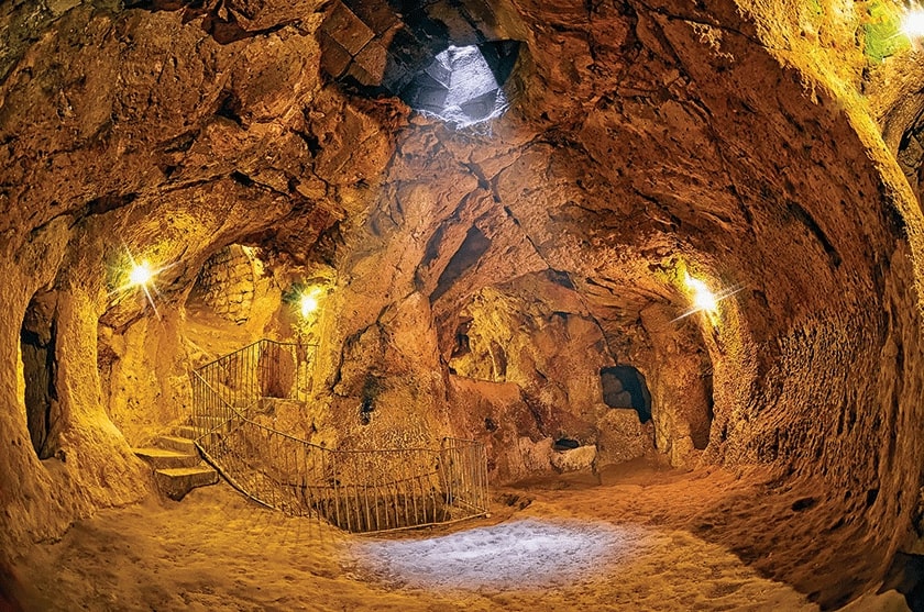 Đường hầm nằm dưới lòng đất giúp người dân Cappadocia có thể cất giữ thực phẩm, đồ dùng ở nhiệt độ mát mẻ