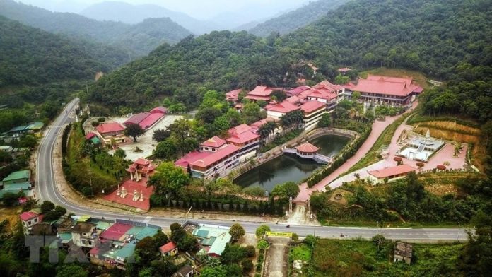 Di sản văn hóa và giá trị trao truyền