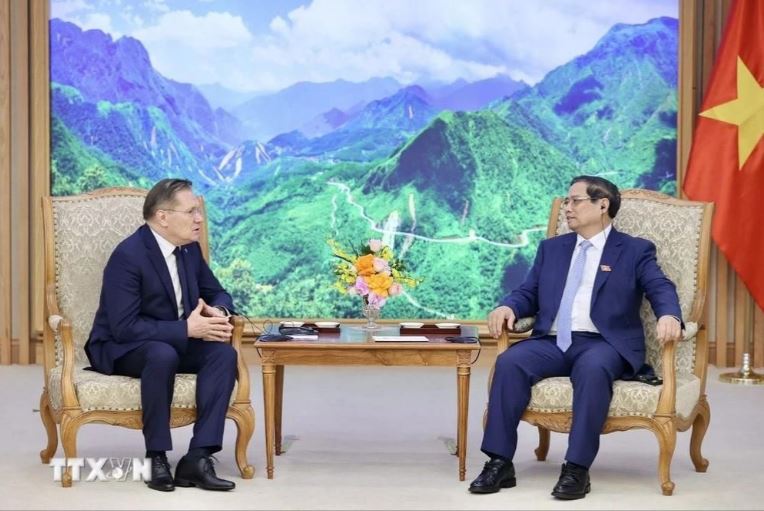 Thủ tướng Phạm Minh Chính tiếp Tổng Giám đốc Tập đoàn năng lượng hạt nhân Rosatom, ông Alexey Likhachev.