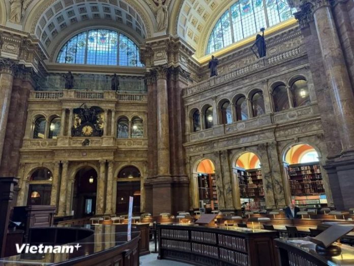 Tìm hiểu lịch sử Việt Nam tại Thư viện Quốc hội lớn nhất thế giới
