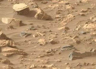 NASA tìm ra 'đá bắp rang' ngoài hành tinh: Gợi ý về sự sống?