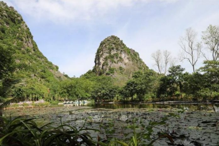 Thanh Hóa: Công bố Quy hoạch Bảo tồn và phát huy giá trị danh lam thắng cảnh quốc gia núi Kim Sơn Thanh Hóa: Công bố Quy hoạch Bảo tồn và phát huy giá trị danh lam thắng cảnh quốc gia núi Kim Sơn