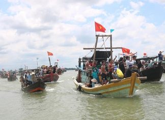 Rộn ràng lễ hội cúng biển Mỹ Long ở Trà Vinh Rộn ràng lễ hội cúng biển Mỹ Long ở Trà Vinh
