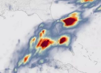 NASA công bố hình ảnh lột tả trận mưa nghìn năm có một ở Florida