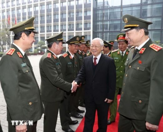 Tổng B&iacute; thư Nguyễn Ph&uacute; Trọng đến dự Hội nghị C&ocirc;ng an to&agrave;n quốc lần thứ 73 (H&agrave; Nội, 15/1/2018).