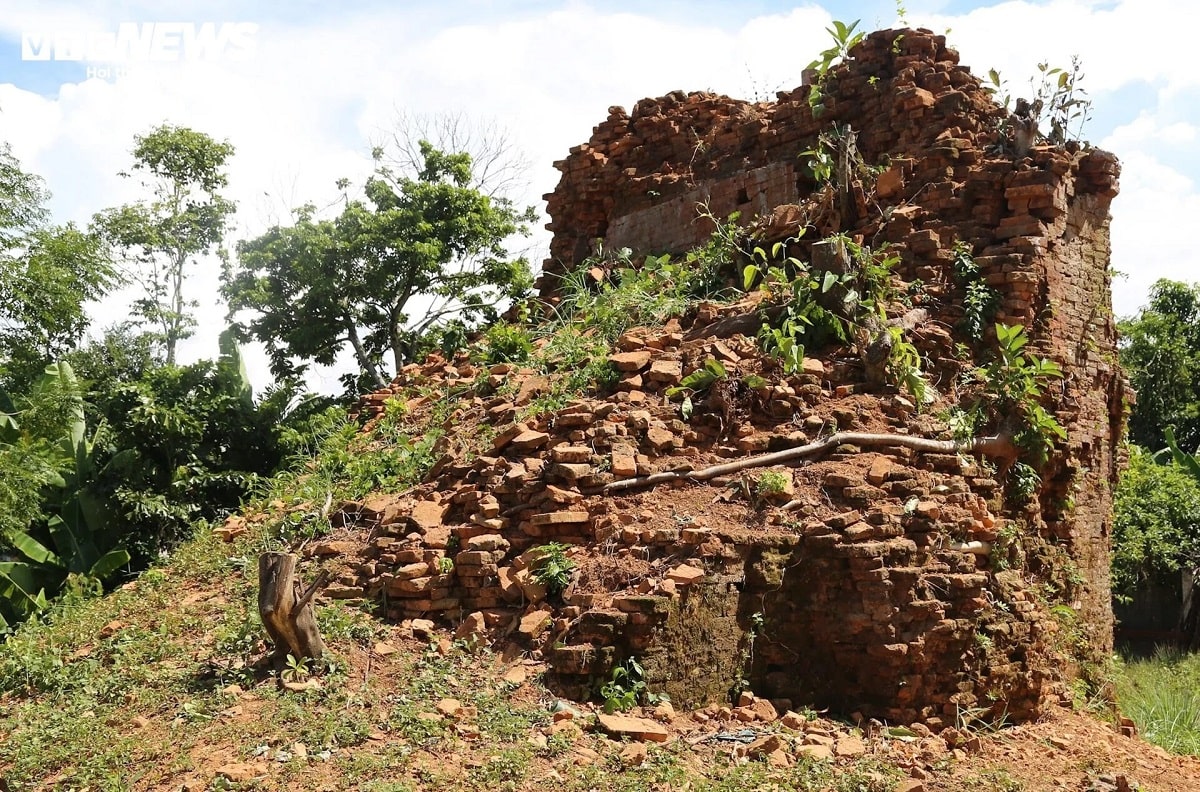 12 min 3 - Hình hài tháp Chăm nghìn tuổi phát lộ sau cuộc khai quật khảo cổ ở Huế