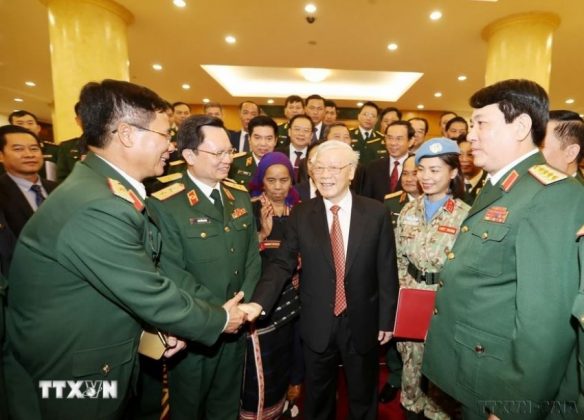 Tổng B&iacute; thư, Chủ tịch nước Nguyễn Ph&uacute; Trọng gặp mặt th&acirc;n mật Đo&agrave;n đại biểu điển h&igrave;nh ti&ecirc;n tiến to&agrave;n quốc trong x&acirc;y dựng nền Quốc ph&ograve;ng to&agrave;n d&acirc;n vững mạnh (H&agrave; Nội, 19/12/2019).