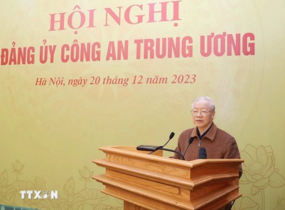 Tổng B&iacute; thư Nguyễn Ph&uacute; Trọng ph&aacute;t biểu chỉ đạo tại Hội nghị Đảng ủy C&ocirc;ng an Trung ương (H&agrave; Nội, s&aacute;ng 20/12/2023).