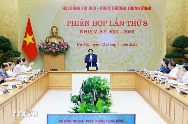 Thủ tướng Phạm Minh Ch&iacute;nh, Chủ tịch Hội đồng Thi đua-Khen thưởng Trung ương chủ tr&igrave; Phi&ecirc;n họp lần thứ 8 của Hội đồng.