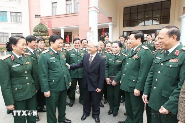 Tổng B&iacute; thư Nguyễn Ph&uacute; Trọng: C&ocirc;ng an v&agrave; Qu&acirc;n đội l&agrave; &ldquo;l&aacute; chắn&rdquo; bảo vệ đất nước