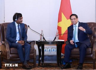 Thủ tướng tiếp lãnh đạo một số tập đoàn hàng đầu của Ấn Độ Thủ tướng tiếp lãnh đạo một số tập đoàn hàng đầu của Ấn Độ