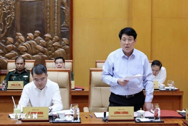 Đồng ch&iacute; Lương Cường, Ủy vi&ecirc;n Bộ Ch&iacute;nh trị, Thường trực Ban B&iacute; thư ph&aacute;t biểu.