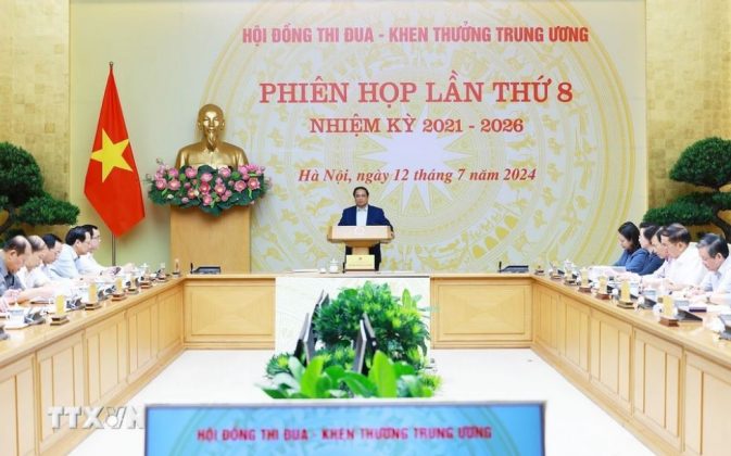 Thủ tướng Phạm Minh Ch&iacute;nh, Chủ tịch Hội đồng Thi đua-Khen thưởng Trung ương chủ tr&igrave; Phi&ecirc;n họp lần thứ 8 của Hội đồng.