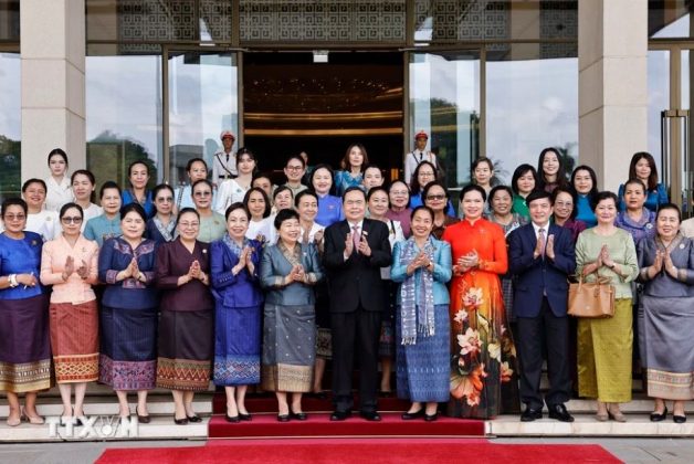 7 min 10 628x420 - Chủ tịch Quốc hội tiếp Hội phụ nữ và nữ doanh nhân Campuchia, Lào