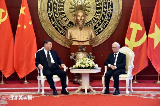 Tổng B&iacute; thư, Chủ tịch Trung Quốc Tập Cận B&igrave;nh thăm hỏi, chia buồn c&ugrave;ng Đại sứ Việt Nam tại Trung Quốc Phạm Sao Mai.