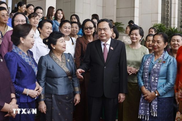 9 min 9 630x420 - Chủ tịch Quốc hội tiếp Hội phụ nữ và nữ doanh nhân Campuchia, Lào