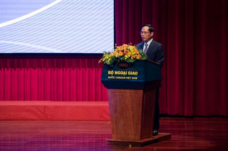 Bộ trưởng Ngoại giao Bùi Thanh Sơn phát biểu tại Hội thảo.